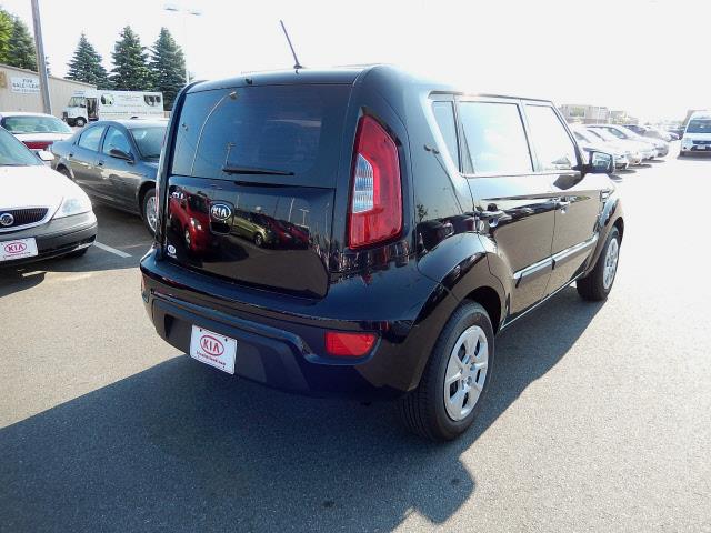 Kia Soul 2013 photo 1