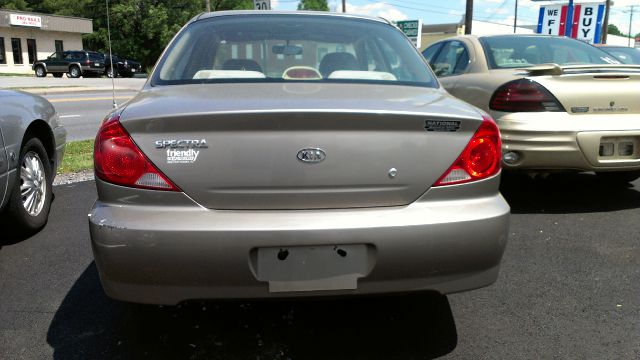Kia Spectra 2002 photo 6