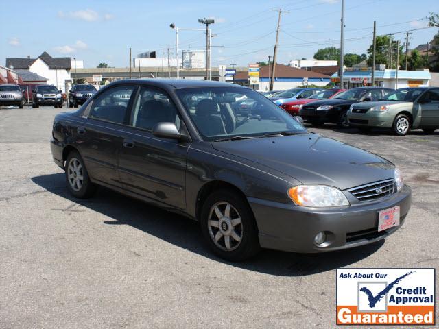 Kia Spectra 2003 photo 3