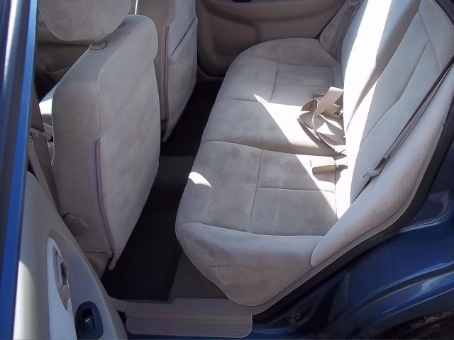 Kia Spectra 2003 photo 3