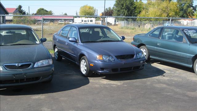 Kia Spectra Extended Cab Long Box 2-wheel Drive Work Truck Hatchback