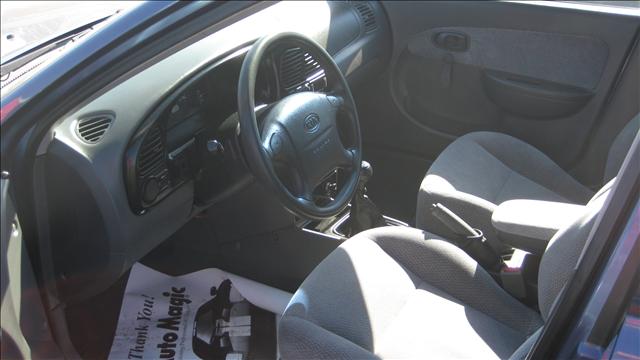 Kia Spectra 2003 photo 1