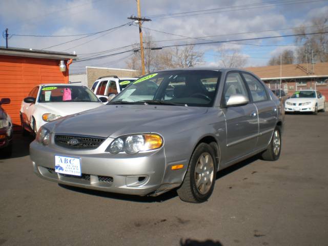 Kia Spectra 2003 photo 1