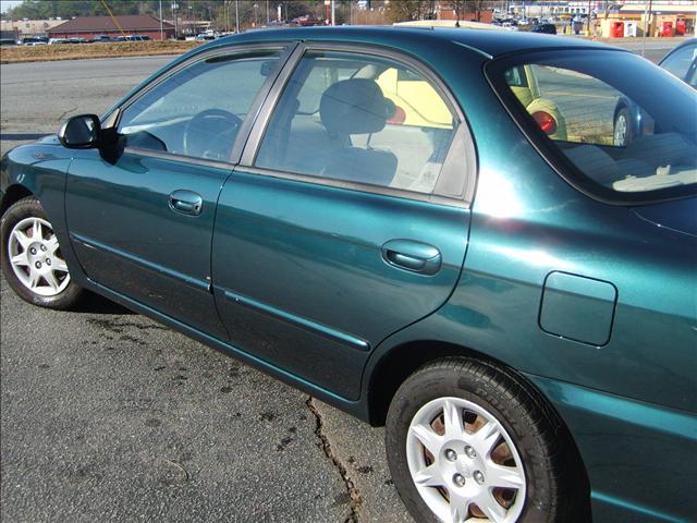 Kia Spectra 2003 photo 2