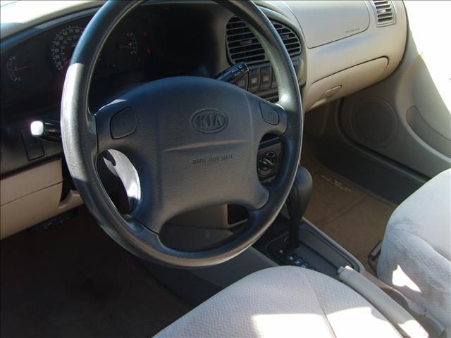 Kia Spectra 2003 photo 5