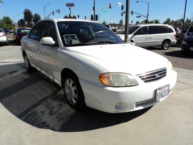 Kia Spectra 2003 photo 2