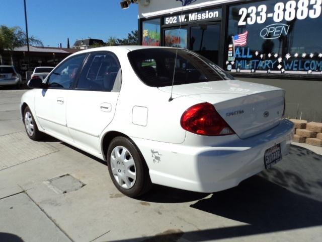 Kia Spectra 2003 photo 3