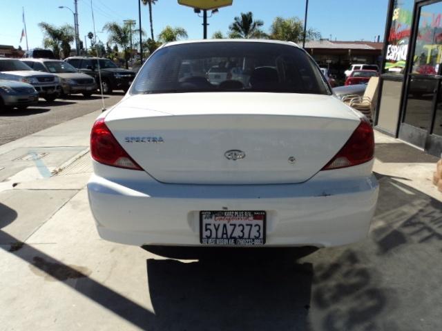 Kia Spectra 2003 photo 5