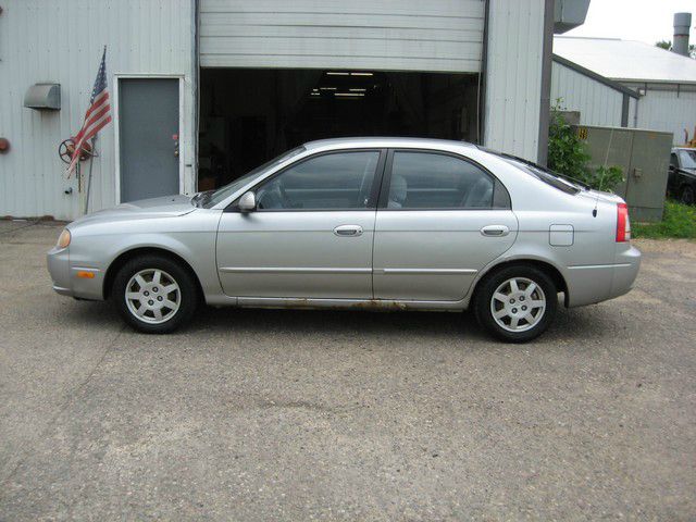 Kia Spectra 2003 photo 3