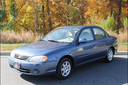 Kia Spectra 2003 photo 1