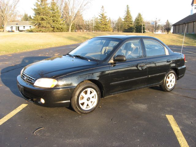 Kia Spectra 2003 photo 3