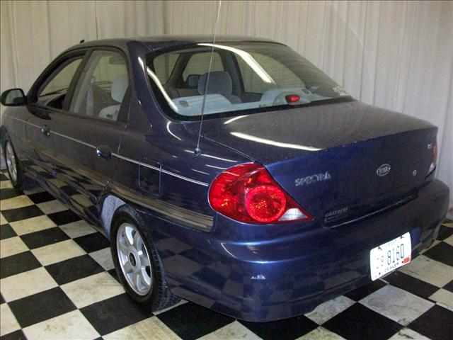 Kia Spectra 2003 photo 3