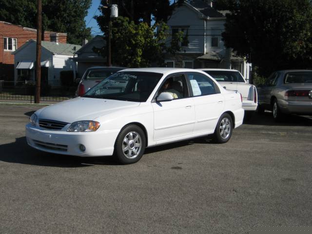 Kia Spectra 24 Box Sedan