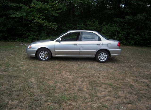 Kia Spectra Touring W/nav.sys Sedan