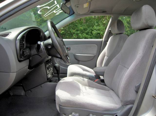 Kia Spectra 2003 photo 3