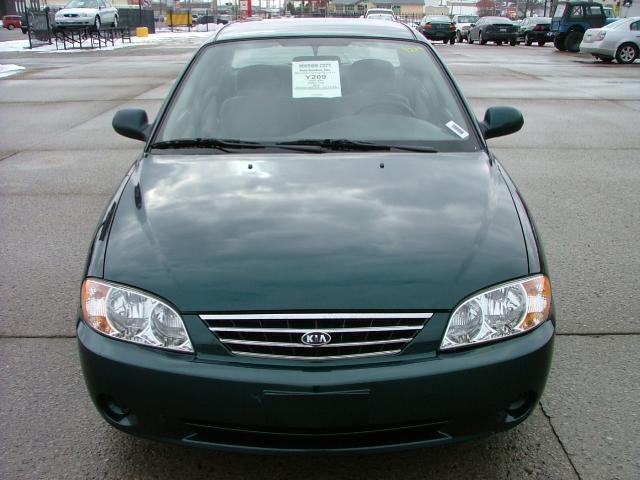 Kia Spectra 2003 photo 1