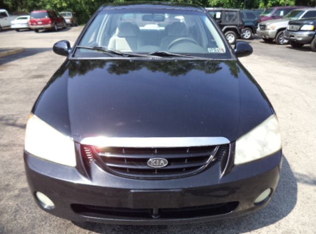 Kia Spectra 2004 photo 3