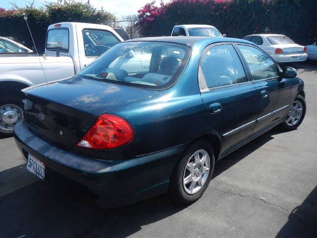 Kia Spectra 2004 photo 3