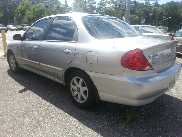 Kia Spectra 2004 photo 4
