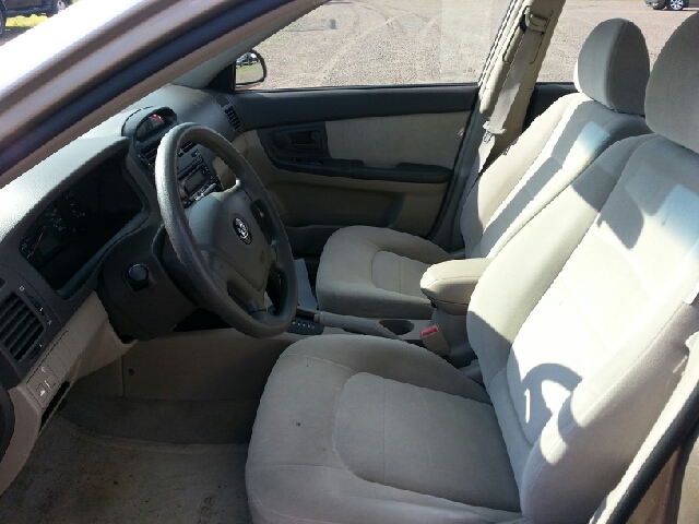 Kia Spectra 2005 photo 3