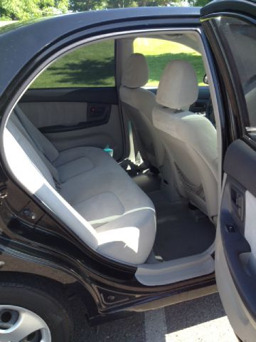 Kia Spectra Open-top Sedan