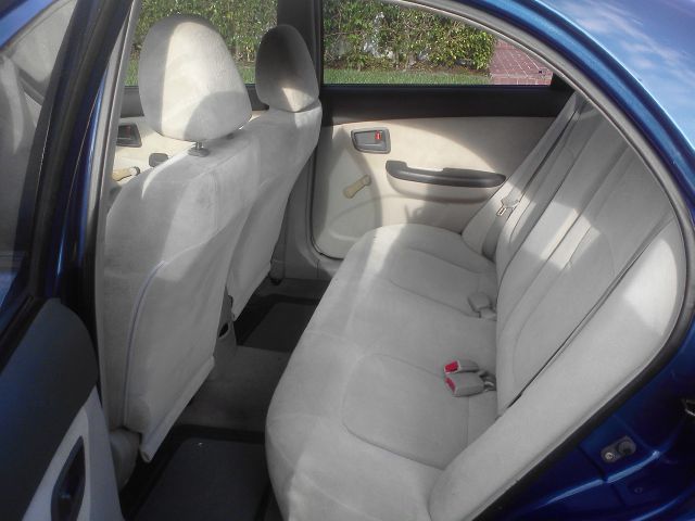 Kia Spectra 2005 photo 14