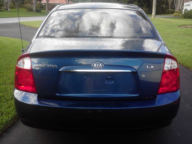 Kia Spectra 2005 photo 18