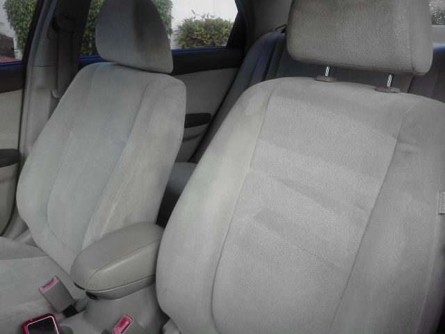 Kia Spectra 2005 photo 8