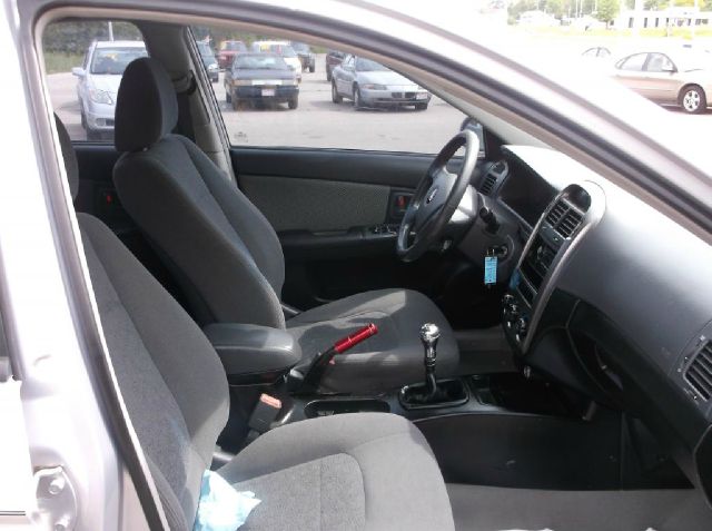 Kia Spectra 2005 photo 2