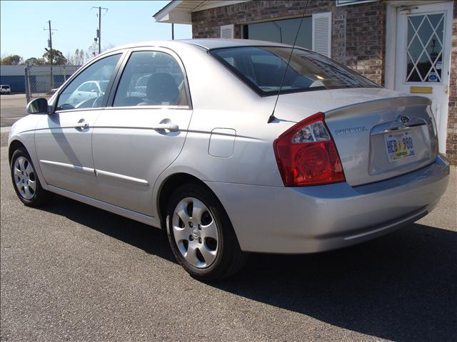 Kia Spectra 2006 photo 3