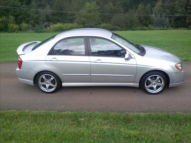 Kia Spectra 2006 photo 2