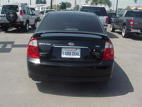 Kia Spectra 2006 photo 4