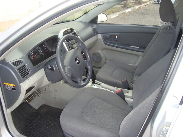 Kia Spectra AWD, REAR DVD, Navigation, 3RD ROW, Mem/heat Seats Sedan