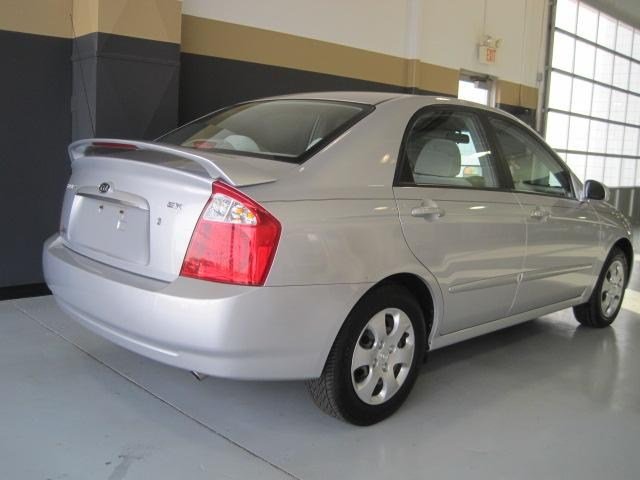 Kia Spectra SR5 TRD Sport Unspecified