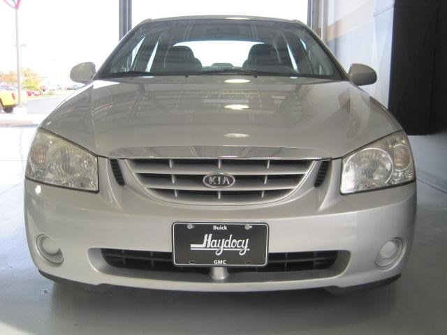 Kia Spectra 2006 photo 3