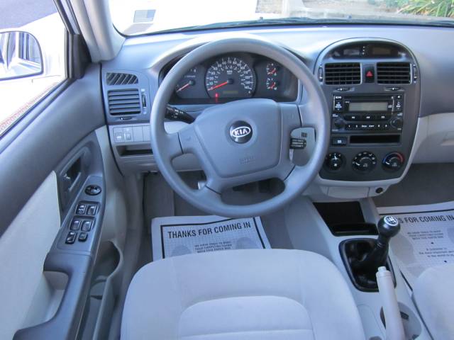 Kia Spectra 2006 photo 4
