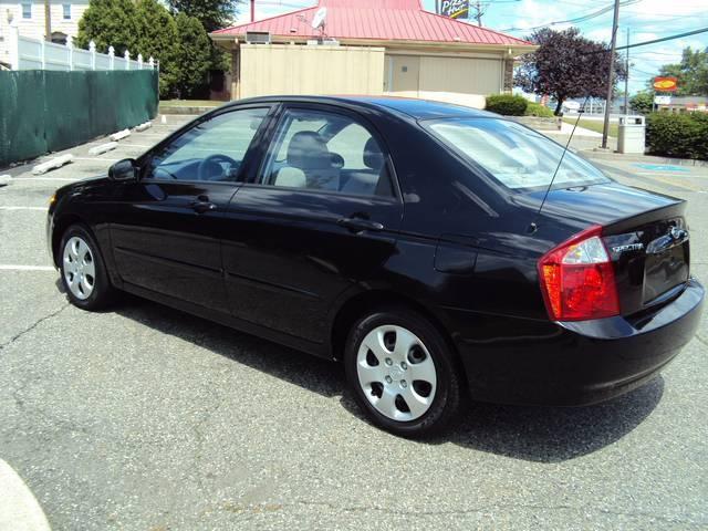 Kia Spectra 2006 photo 4