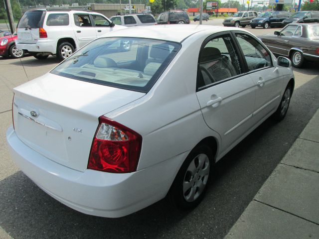 Kia Spectra 2006 photo 2