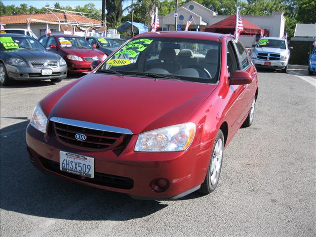 Kia Spectra 2006 photo 2