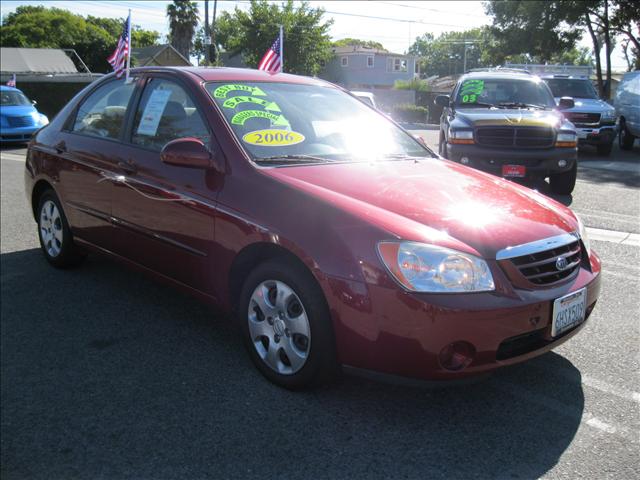 Kia Spectra 2006 photo 4