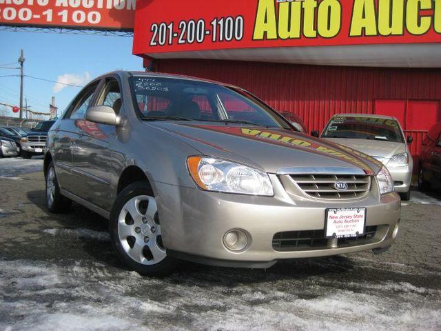 Kia Spectra 2006 photo 1