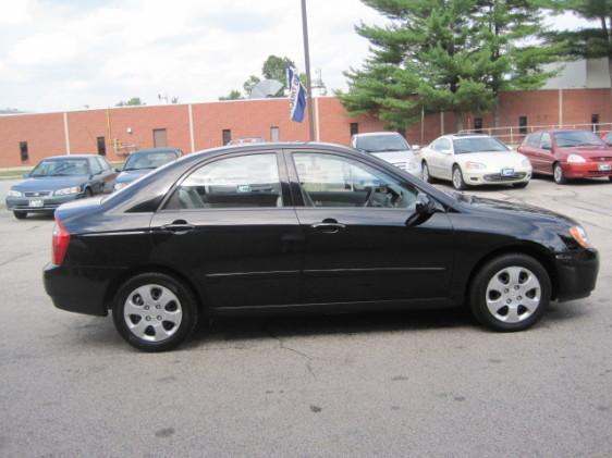 Kia Spectra 2006 photo 2