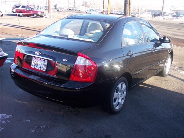 Kia Spectra 2006 photo 2