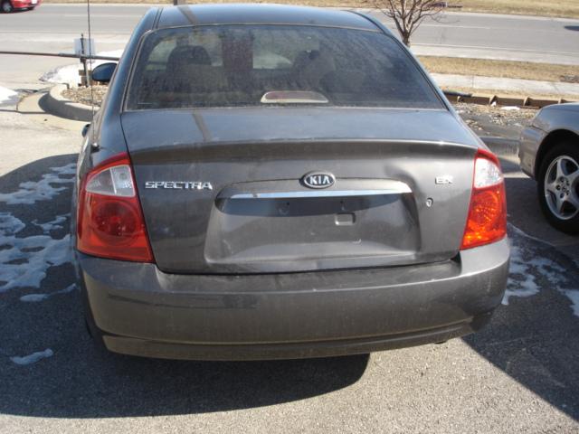 Kia Spectra 2006 photo 3