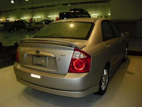Kia Spectra 2006 photo 2