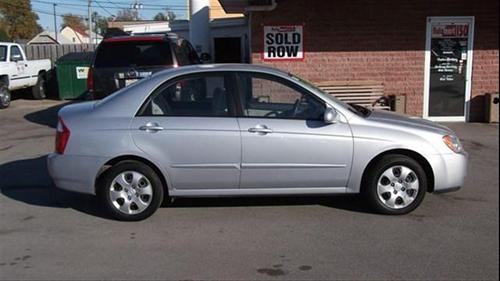 Kia Spectra 2006 photo 2