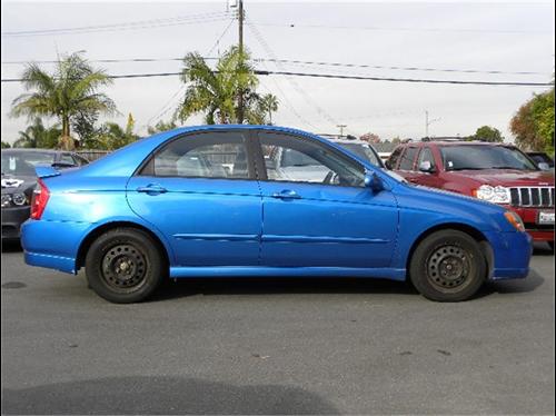 Kia Spectra 2006 photo 2