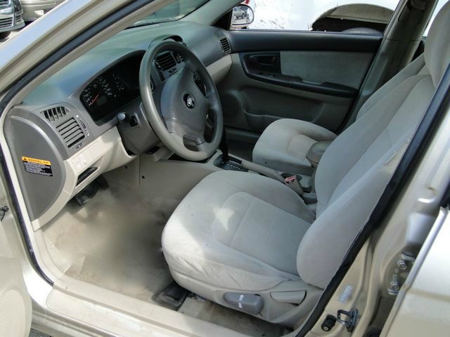 Kia Spectra 2006 photo 4