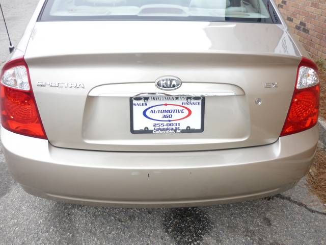 Kia Spectra 2006 photo 2