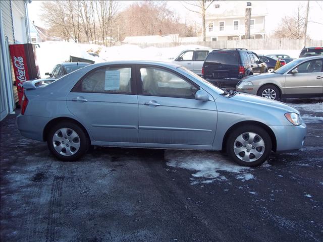 Kia Spectra 2006 photo 3